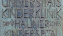 Klasse 9d schnuppert Hörsaalluft im Dr. von Haunerschen Kinderspital
