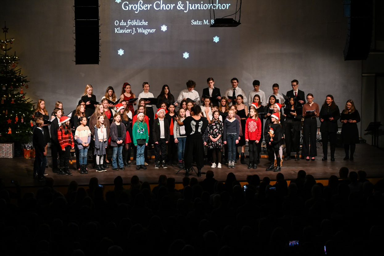 Grosser-Chor-und-Juniorchor