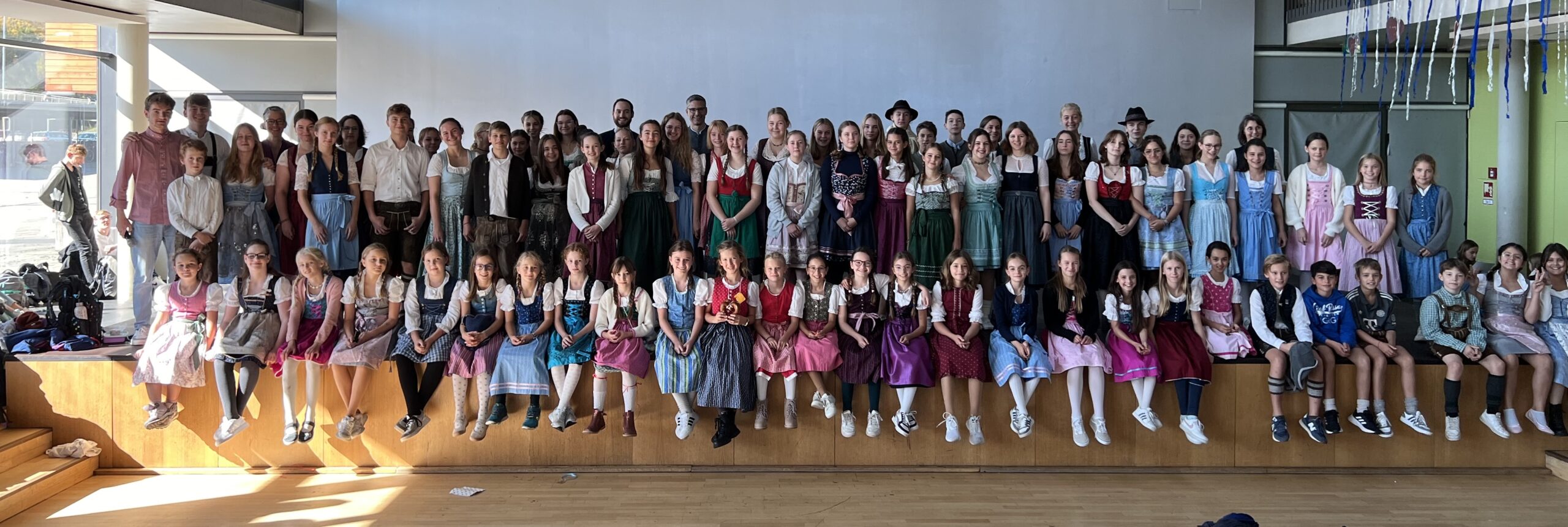 Wiesn-Stimmung in der Schule 