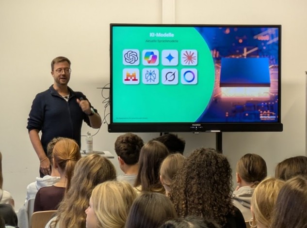 Digitaltraining am Graf-Rasso-Gymnasium: Gemeinsam KI verstehen